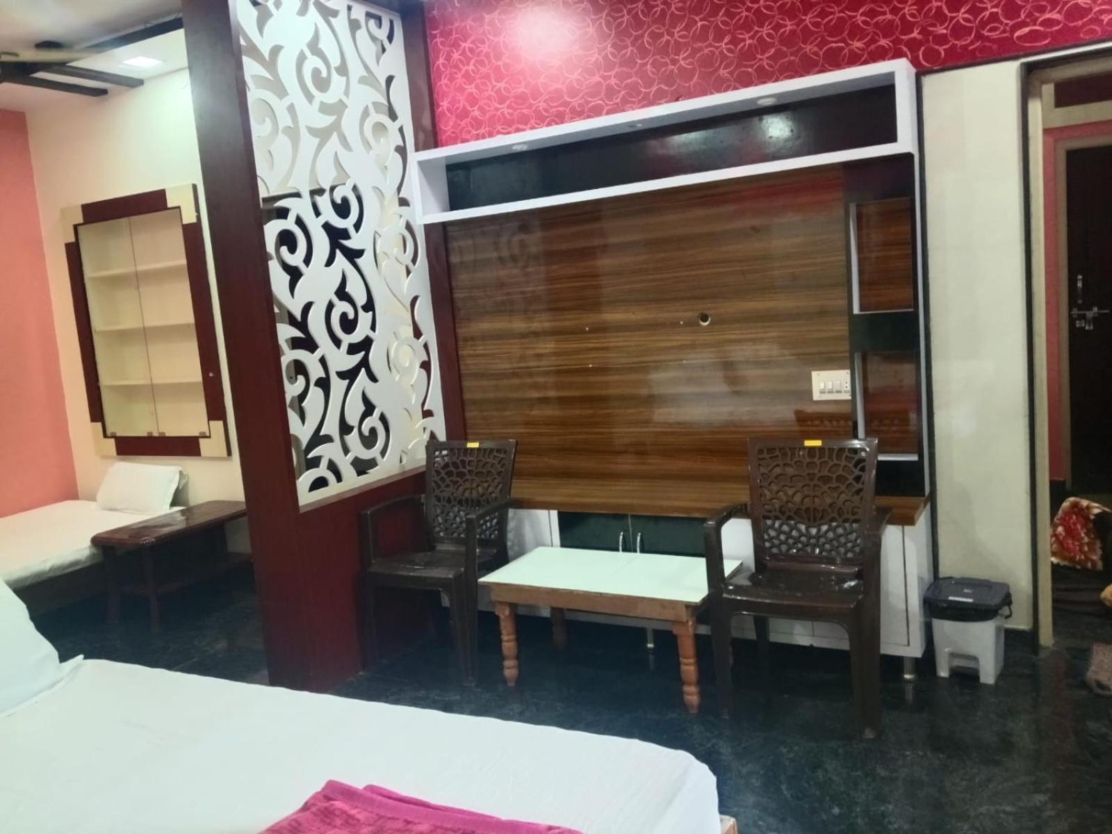 Samrat Homestay *