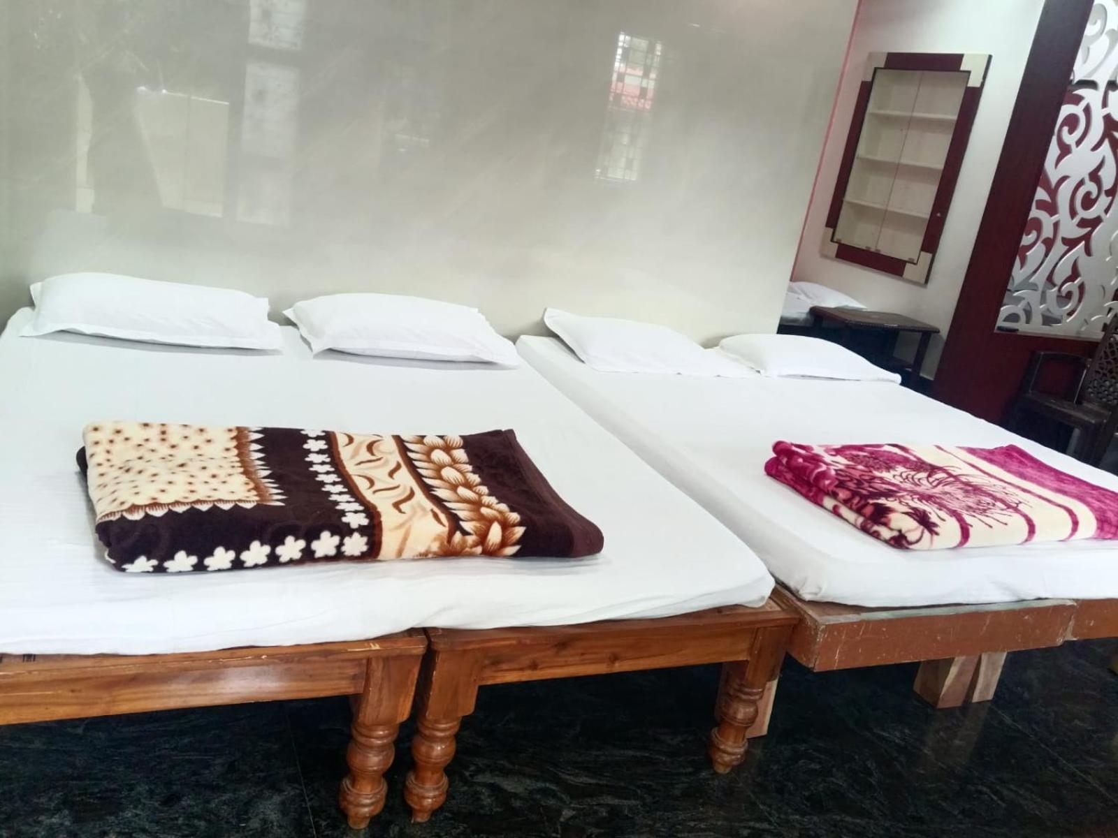 Samrat Homestay Hampi
